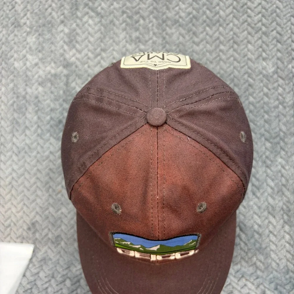 GEICO brown cotton